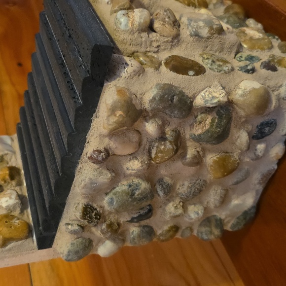 Handnade Tumbled Rick Rustic  Birdhouse with Black Roof - Picture 4 of 11